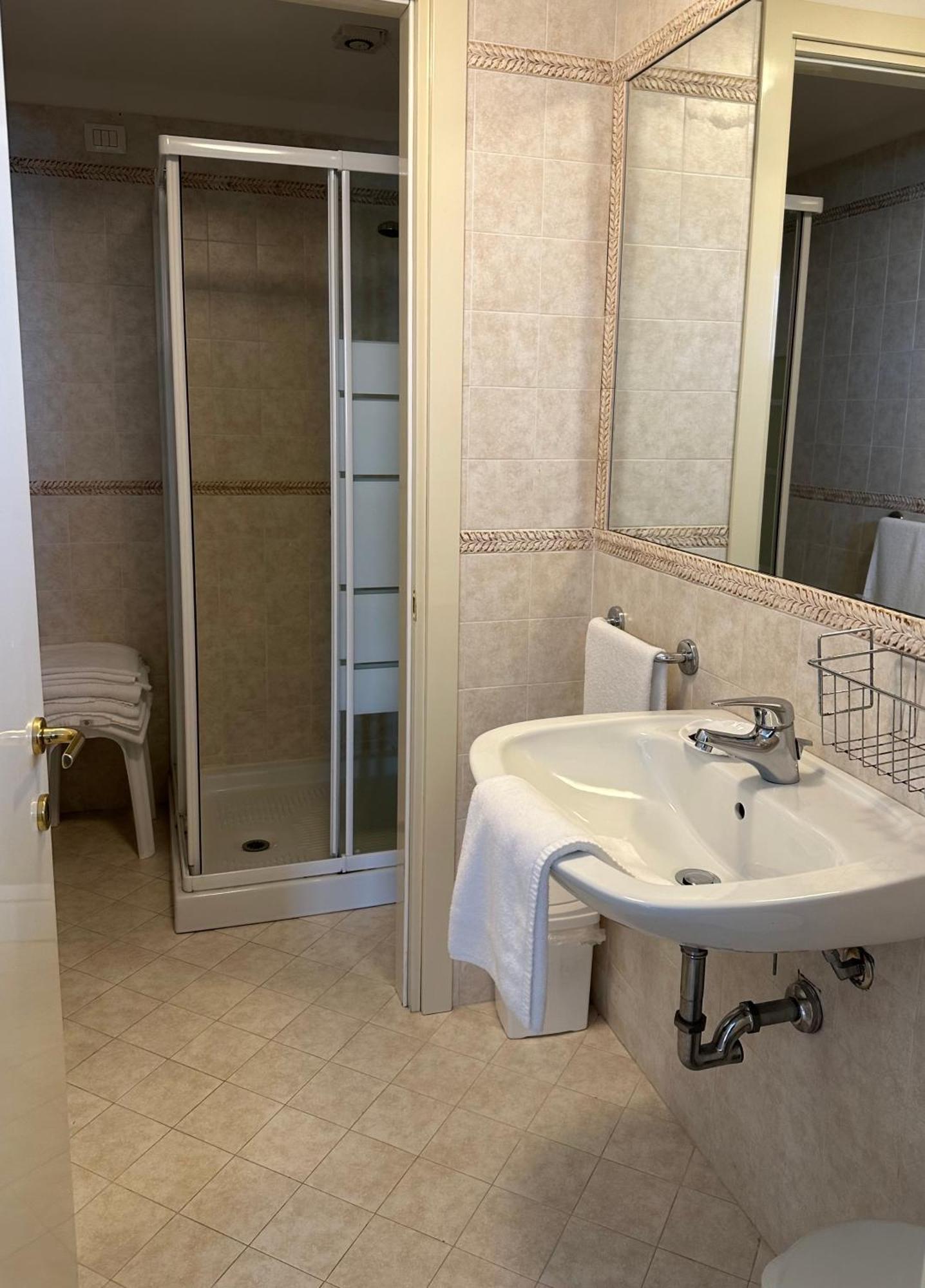 غرادو Nauthotel المظهر الخارجي الصورة