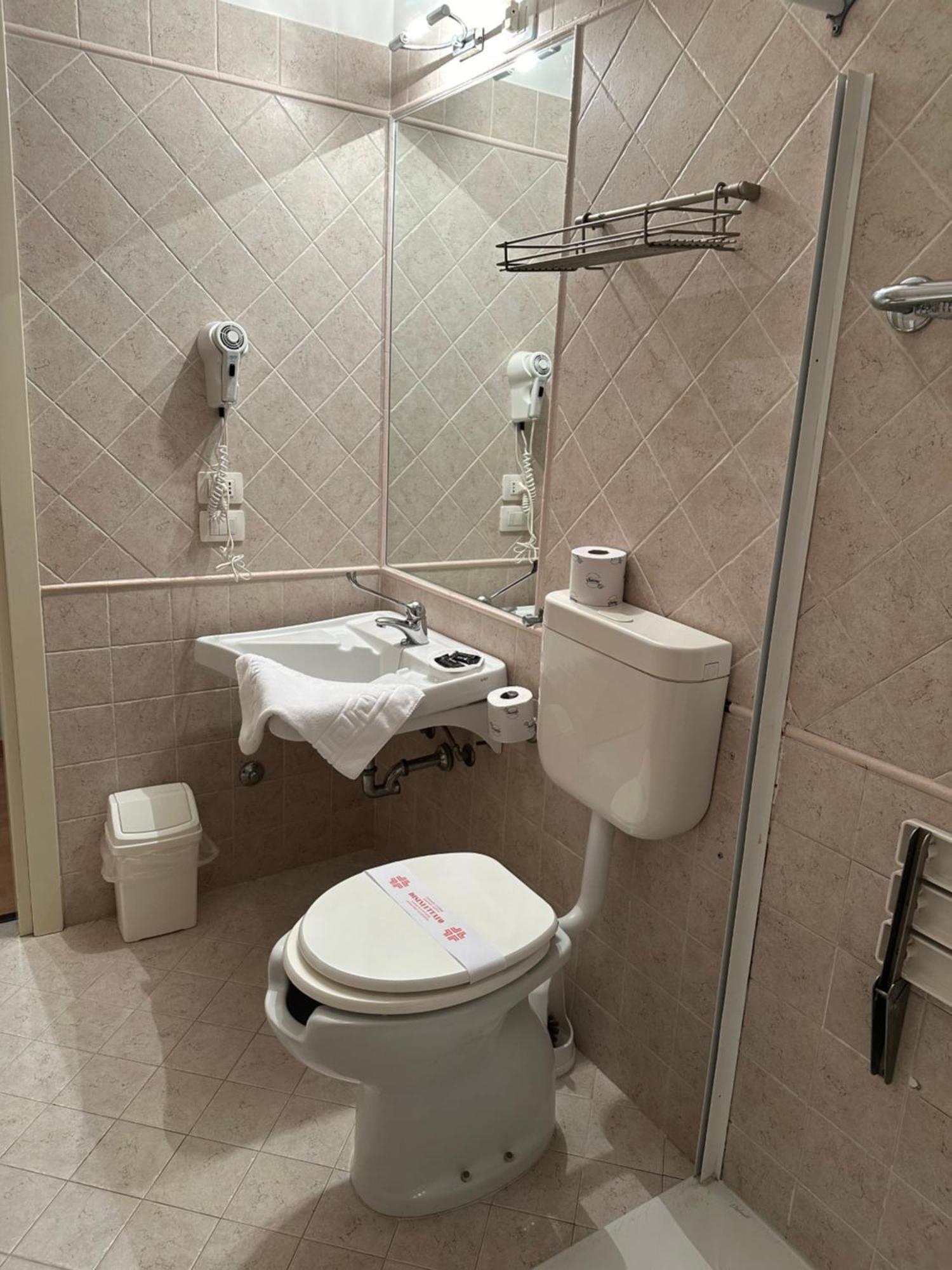 غرادو Nauthotel المظهر الخارجي الصورة