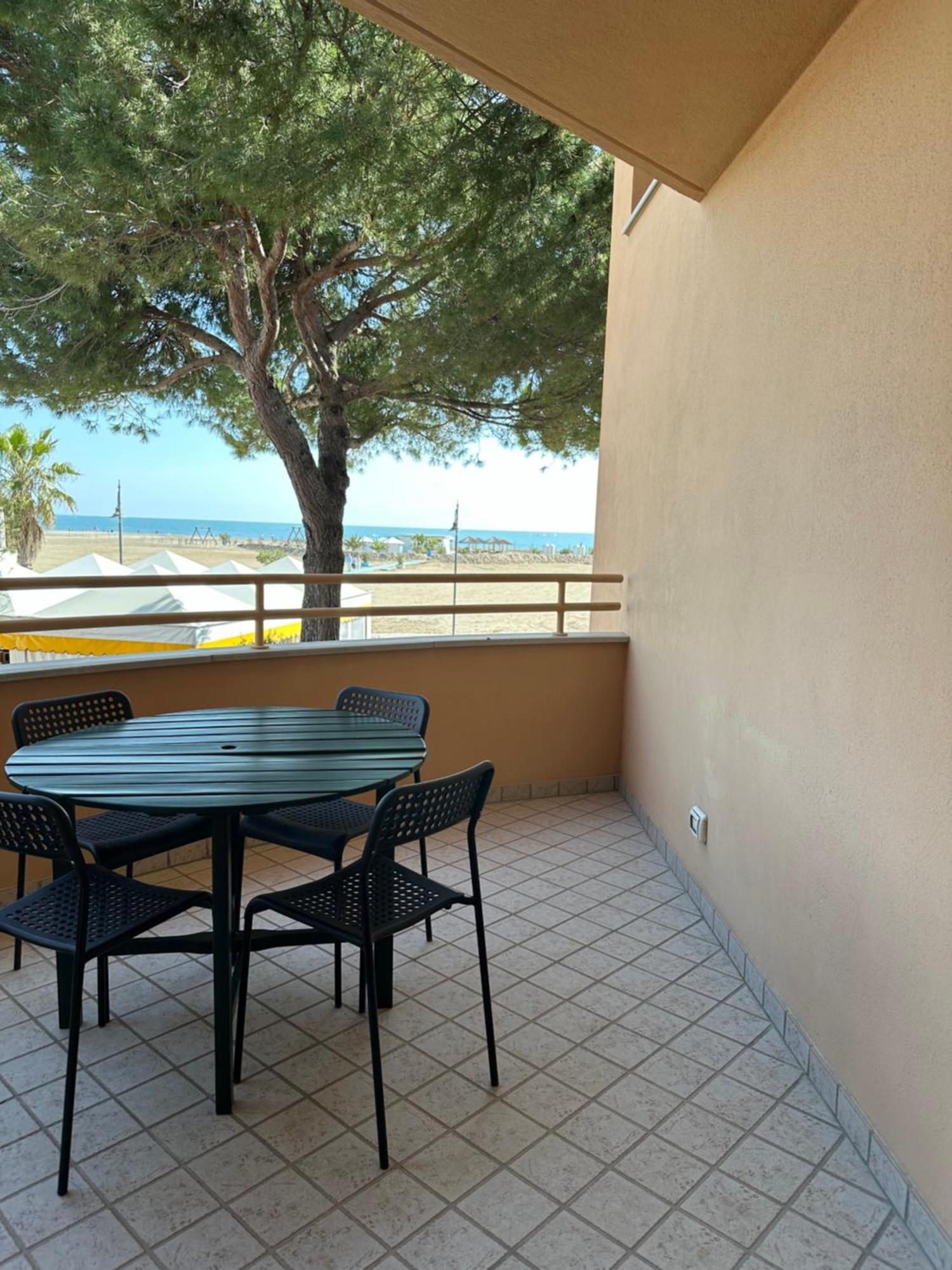غرادو Nauthotel المظهر الخارجي الصورة