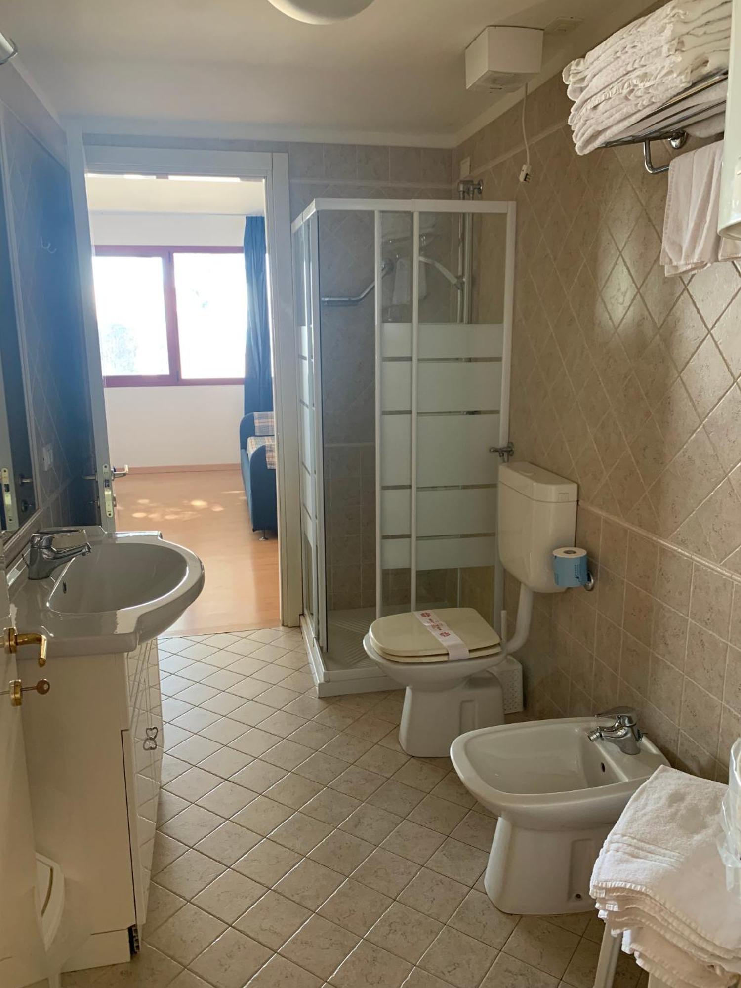 غرادو Nauthotel المظهر الخارجي الصورة