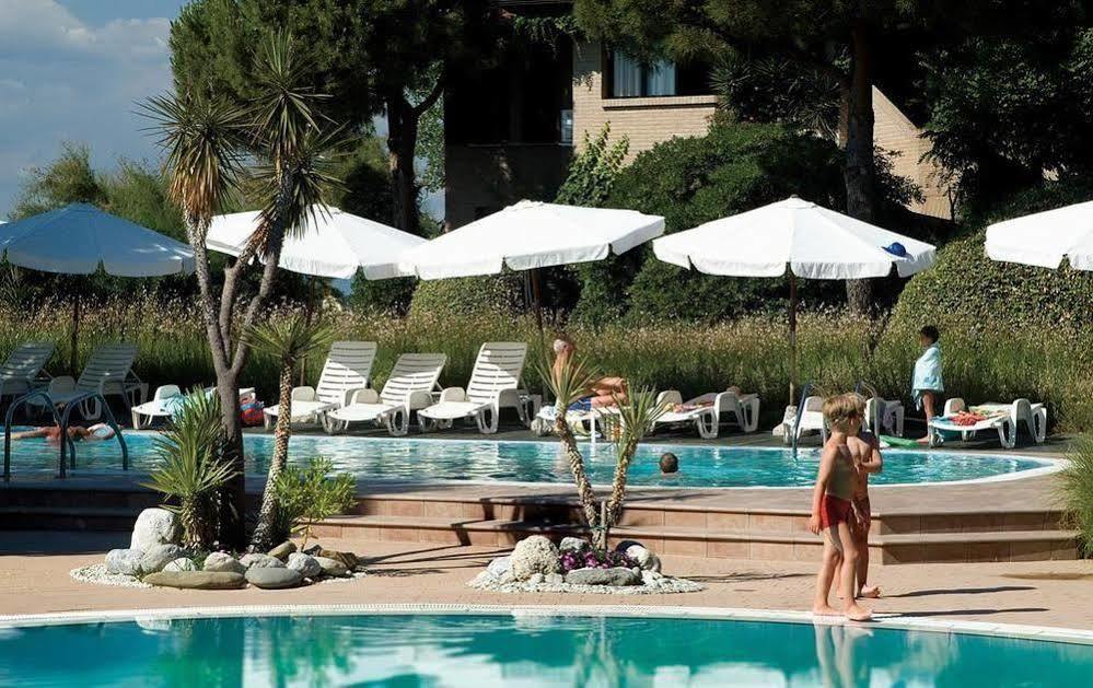 غرادو Nauthotel المظهر الخارجي الصورة